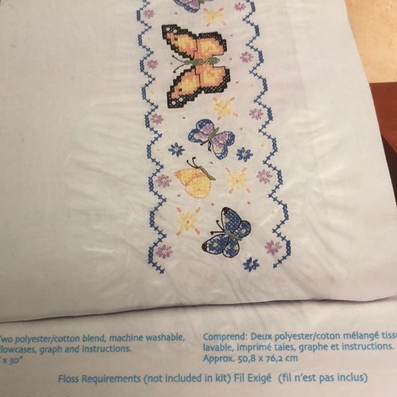 JanLynn Butterflies Embroidery Pillowcase 2 Pak 20 x 30 Stamped Cross Stitch - Picture 6 of 7